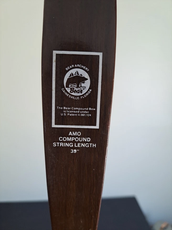 Arco de tiro con arco Fred Bear Cobra vintage. WhiteTail WH-545343 44" Foto 2 de 4