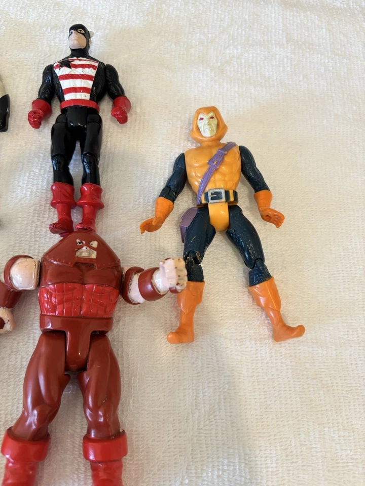Vintage Marvel Lot Of Six  Toy Biz line of the 1990s. - Image 3 of 4