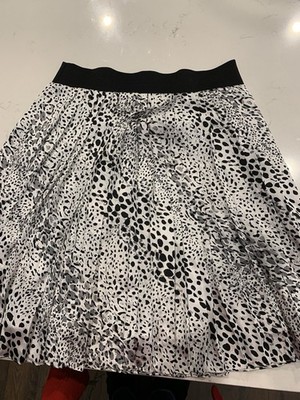 White House Black Market Pleated Skirt Leopard Print Size 4 