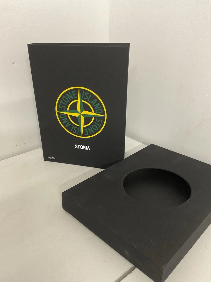 Stone Island Storia Hardback, By Eugene Rabkin (2020) - Image 3 of 4