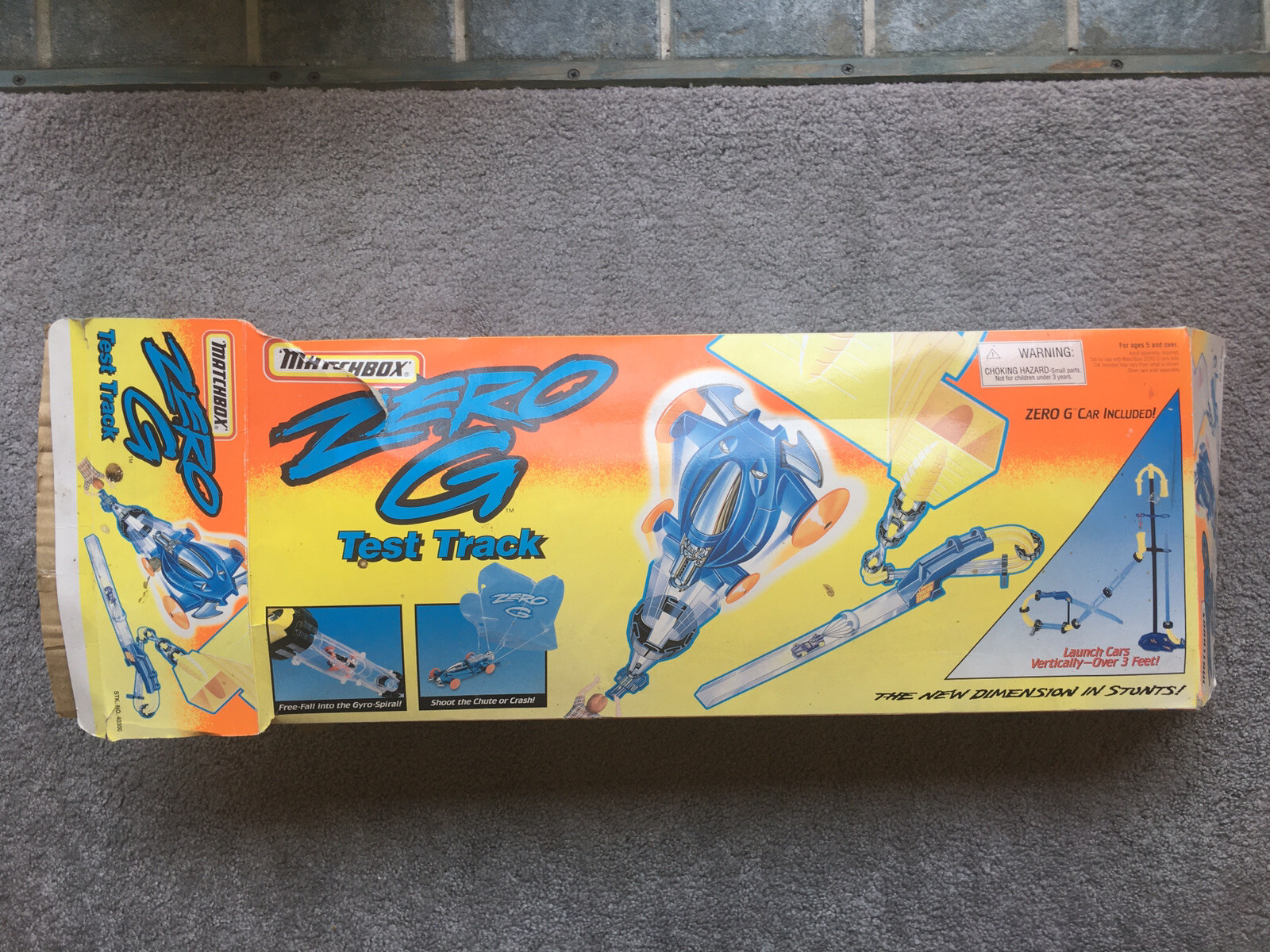 Matchbox OP Zero G Test Track One Zero G Car Included 1994