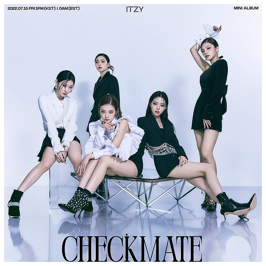 ITZY [CHECKMATE] Album SPECIAL EDITION CD+Photo Book+2 Card+