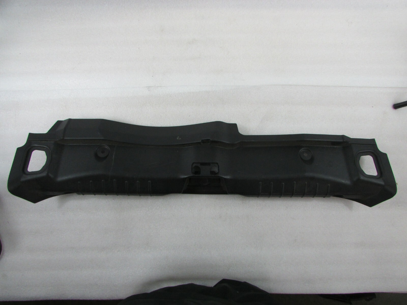 Maserati Ghibli, Trunk Latch Carpet Cover, Used, P/N 670011415