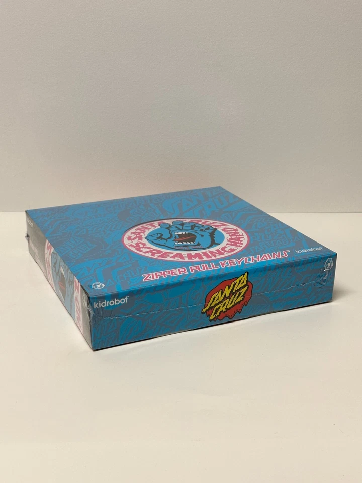Santa Cruz Screaming Hand Zipper Pull by Kidrobot Brand New Sealed Display Case - Image 4 of 4