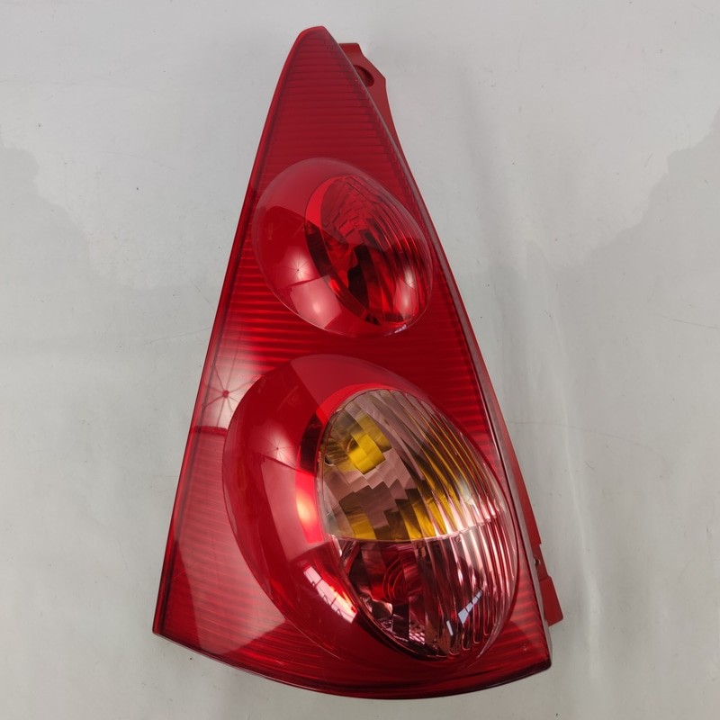 6350X6 Fanale post. SX PEUGEOT 107 1.0 Ber 5p/b/998cc