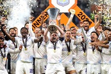 Impresión fotográfica de los ganadores de la Copa Europa League de la UEFA 2026 del Aston Villa FC
