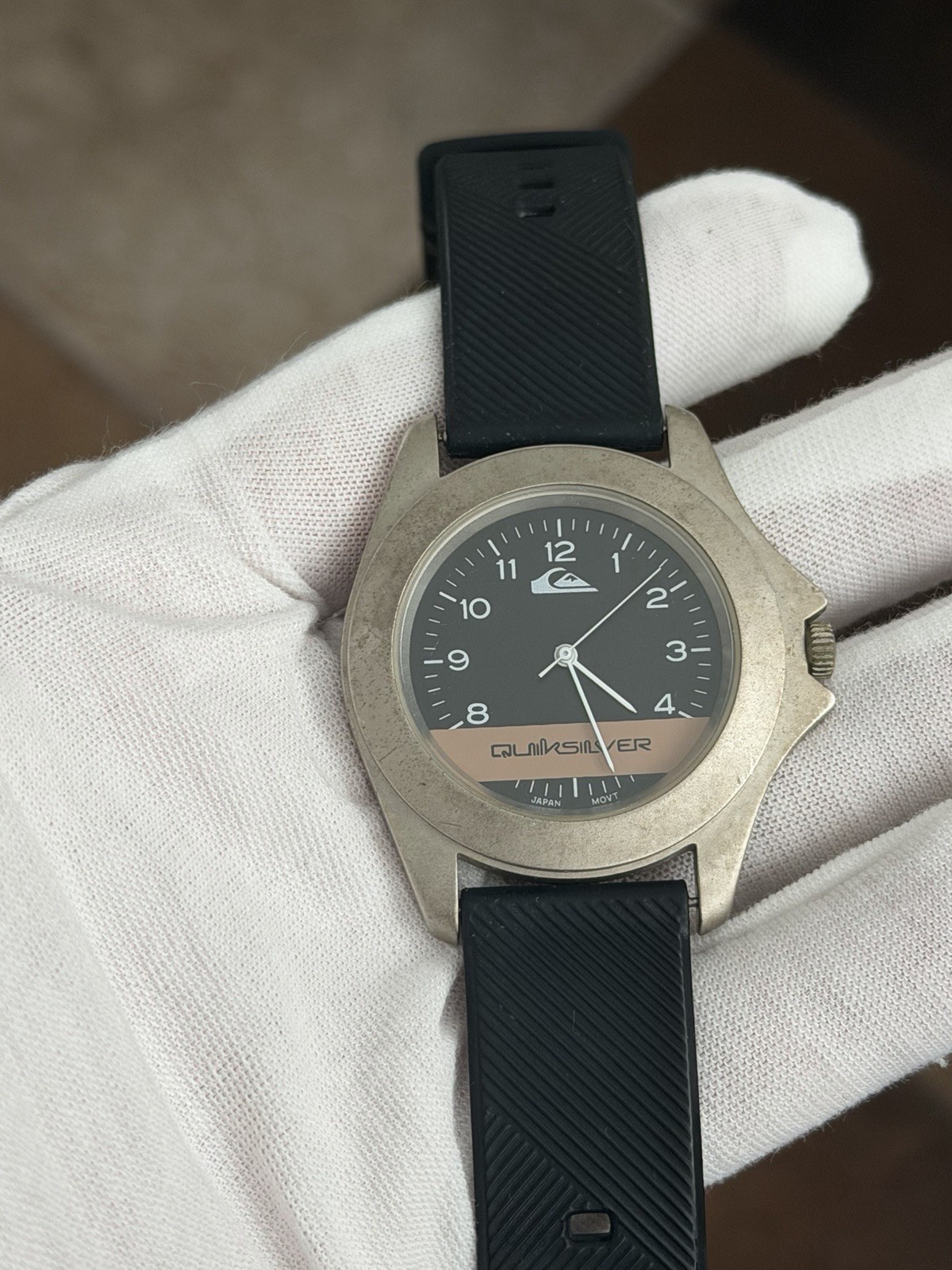 Rare Vintage Quiksilver Men’s Quartz Sports Watch JDM 1990s QS1400