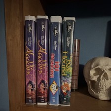 Walt Disney Black diamond Classic VHS  Aladdin 101 Dalmatians Fox and the Hound