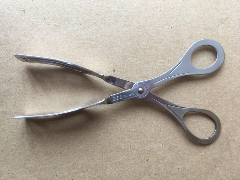 Vintage Kaicut (Kai Cutlery) Stainless Slotted Scissor Tongs, 7.75" Length