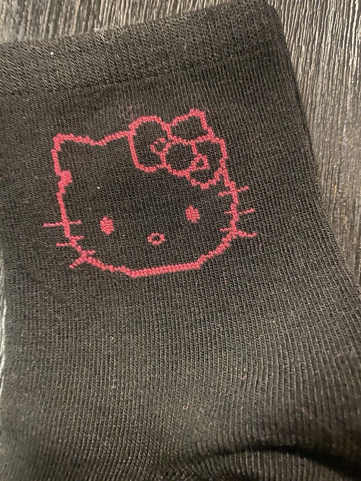 Paquete de 5# de Hello Kitty por $15 Foto 3 de 4