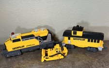 CAT Caterpillar Train Motorized Construction Express Toy Set 3 Battery Powered
