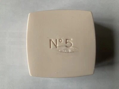 Savon N°5 de Chanel - Photo 1/2