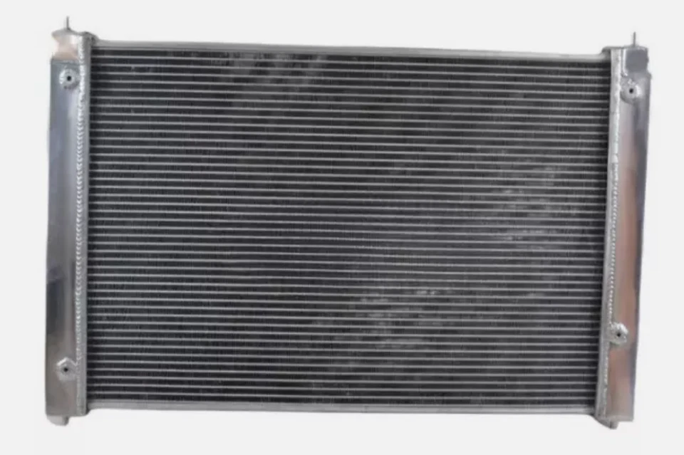 Radiador de aluminio para Nissan 370Z 2007-2017 3,7 L V6 manual solo 2 filas Foto 2 de 4