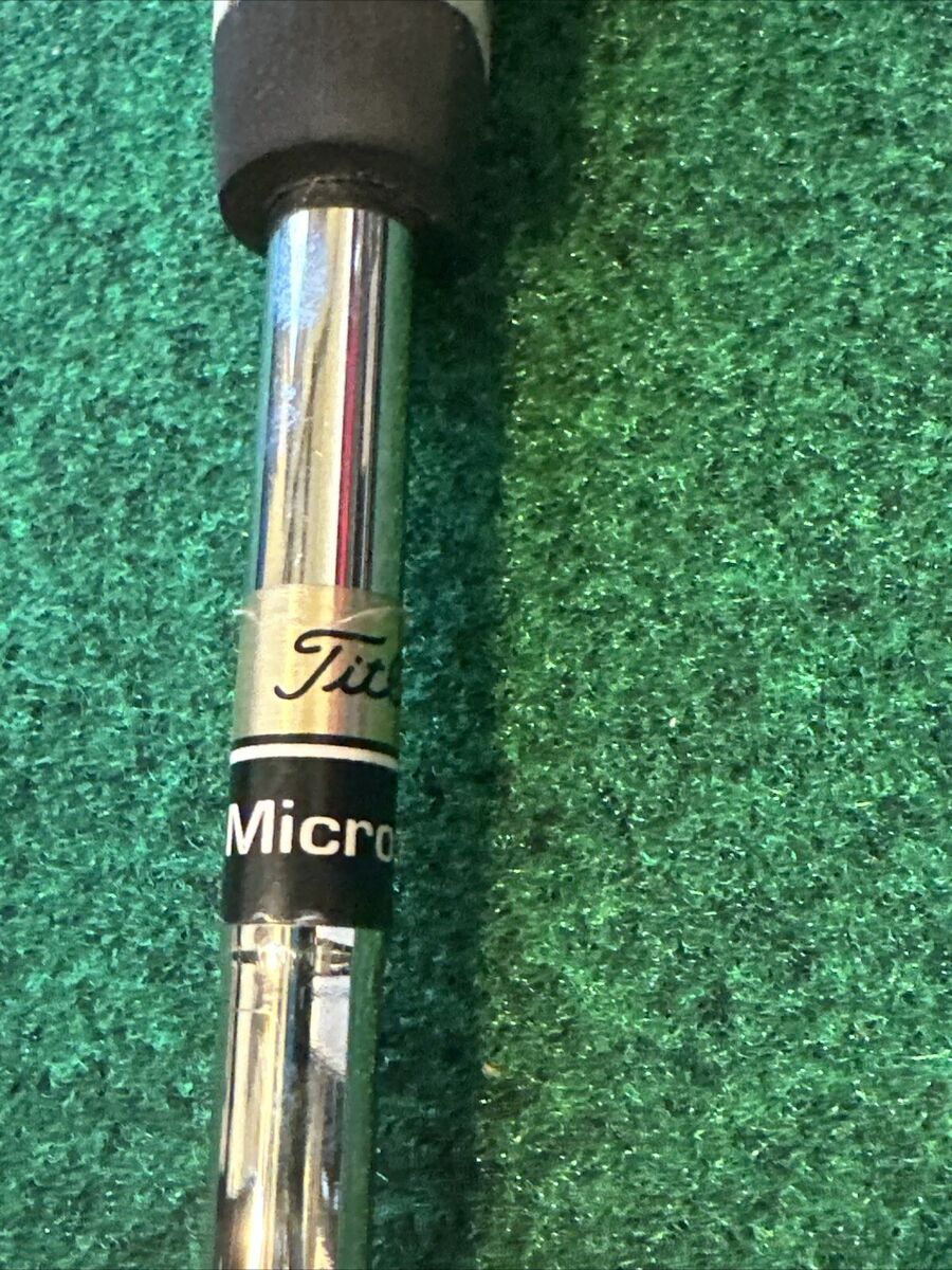 Titleist Scotty Cameron 1997 Classics Newport 2 Putter 35 Titleist Scotty Cameron 1997 Classics Newport 2 Putter 35