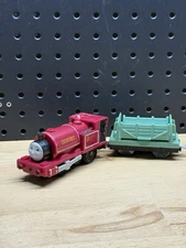 Thomas & Friends Trackmaster Motorized Skarloey With Cargo Car