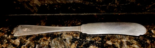 Antique Gorham Etruscan Deco Sterling Butter Knife 1913 mark Mono S 6" Long