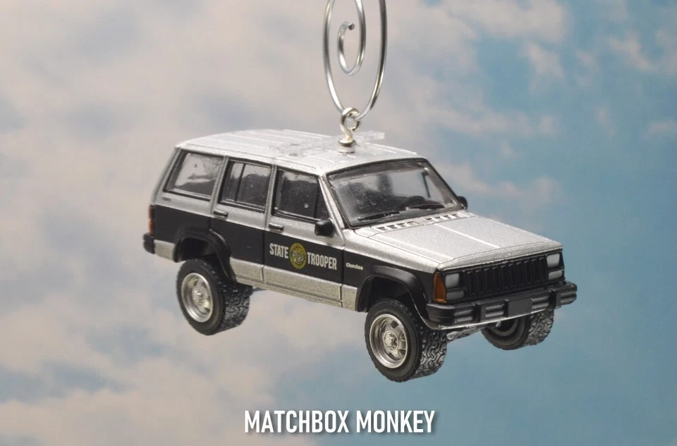 North Carolina Higway Patrol Jeep Cherokee XJ Christmas Ornament Patrol Trooper - Image 4 of 4