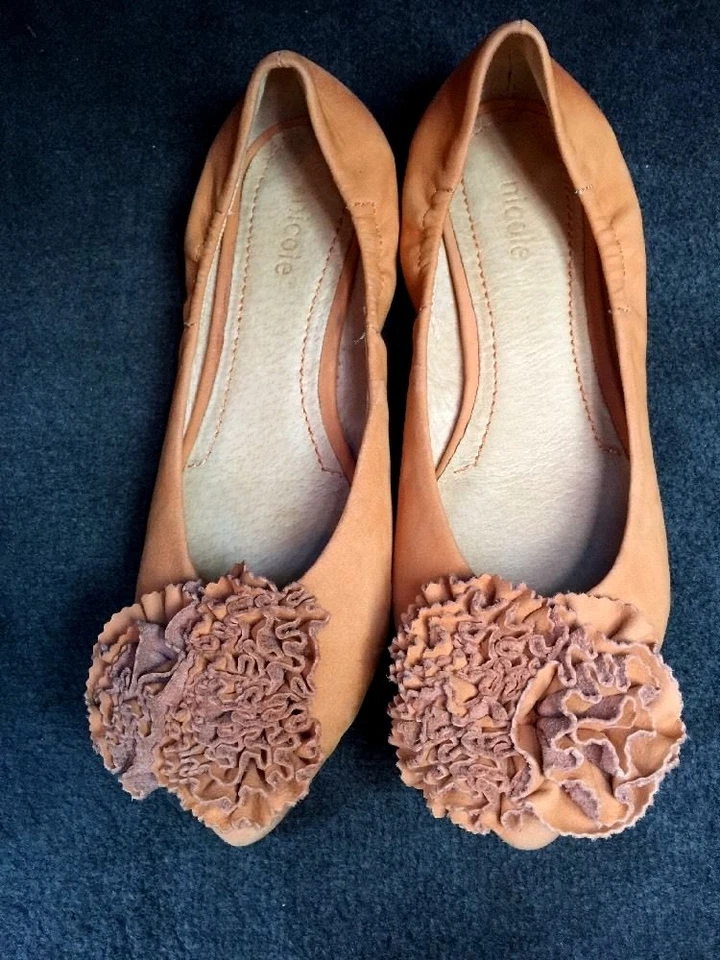 Zapatos planos de ballet NICOLE de cuero para mujer FLOR NARANJA Mary Jane talla 6 ~j11 Foto 2 de 4