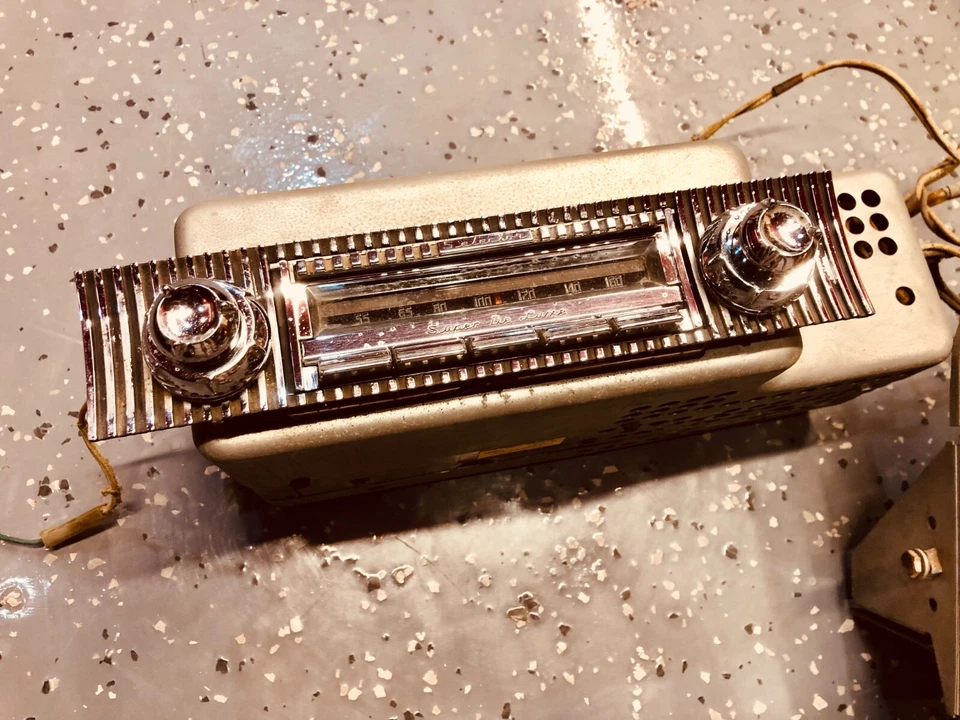 Oldsmobile Super Deluxe 1956 Wonderbar Radio 88-98 Starfire 56 Olds 983336 Delco Foto 4 de 4