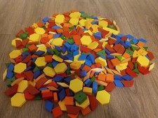 Lot of 426 Thick Geometric Wooden Pattern Blo...