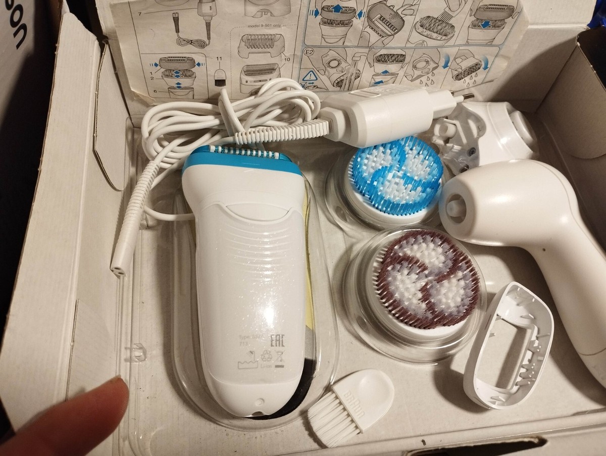 Épilateur BRAUN Silk-épil 9 SkinSpa SensoSmart - Très Peu Servi, Très Propre