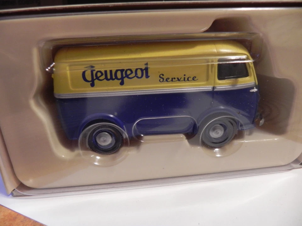 CORGI TOYS Héritage (Original) - PEUGEOT D3A "Peugeot" en boîte Réf. 3243570603 - Photo 2/3