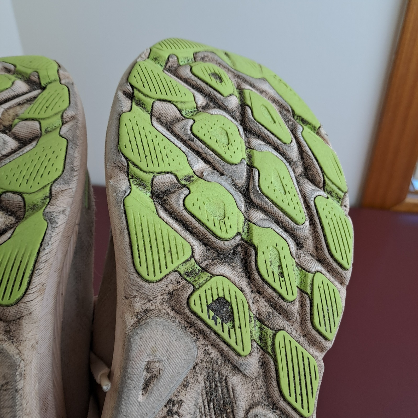 Hoka One One Clifton 9 Running Shoes Womens Size 9B Light Grey Trainer Sneakers thumbnail 15