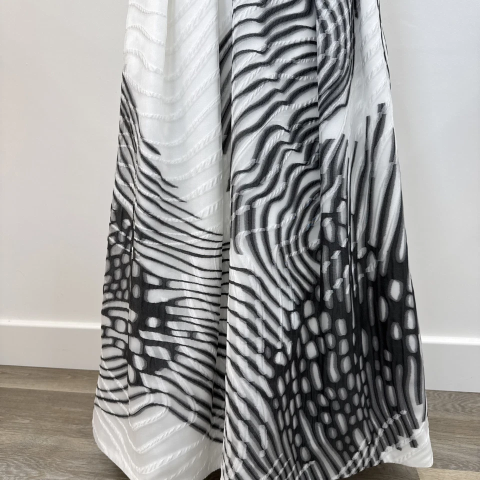 Amanda Wakeley Moth Jacqaurd Midi Dress BNWT 12 Ecru Black - Image 3 of 4