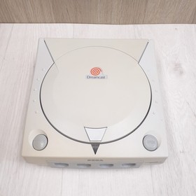 Sega Dreamcast console bundle with 3 Games 1 controller & Cables Japan