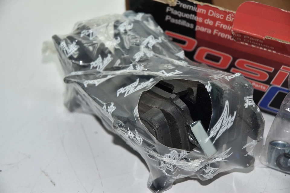 💎 1989-1992 Chevrolet Camaro Posi conjunto de pastilhas de freio dianteiro silencioso com ferragens - Imagem 4 de 4