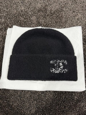 Chanel Cashmere Black / Glitter Big CC Logo Knit Beanie Hat | eBay