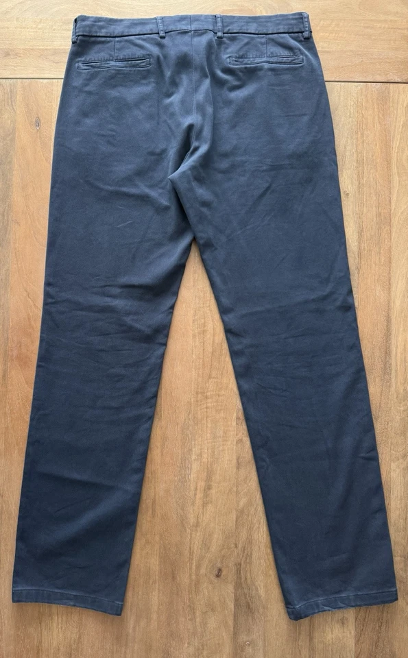 Pantalones chinos Giorgio Armani azul marino para hombre 52 IT (36x34 EE. UU.) sarga diseñador de lujo Foto 2 de 4