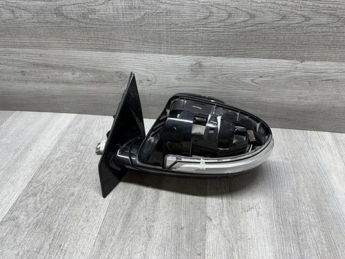 2016-2020 Kia Sorento LH Driver Door Mirror Side OEM Blind Spot  -For Parts- (7)
