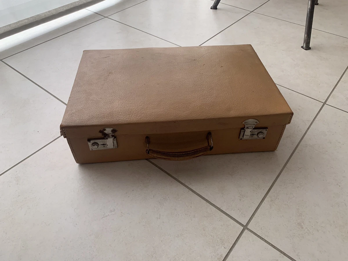 PETITE VALISE ANCIENNE en carton rigide marron EUR 35,00 - FR