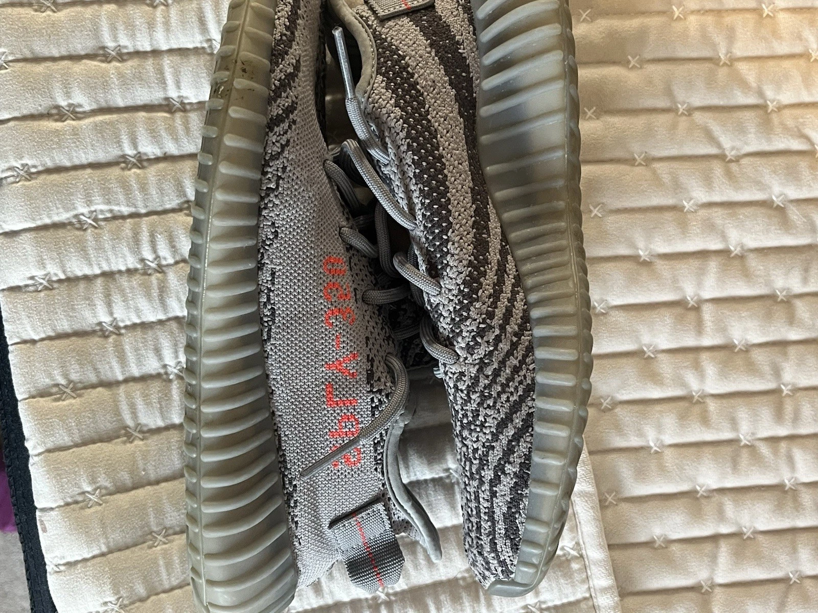 Adidas Yeezy Boost 350 V2 Beluga 2.0
