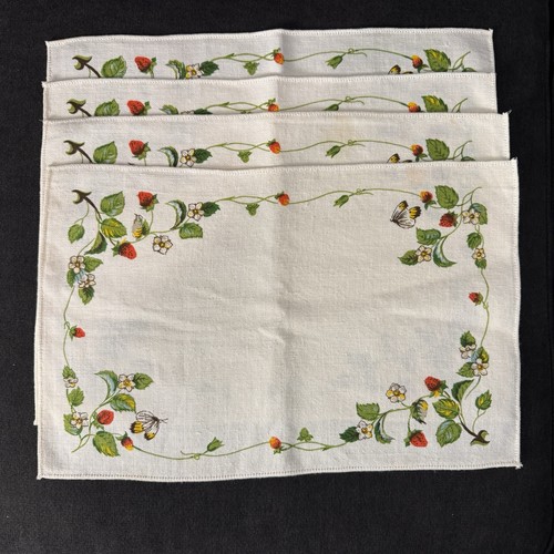 4 Vintage Linen Placemats Strawberry And Butterfly Design 