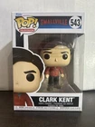 Clark Kent - Smallville - DC Universe - Television Funko Pop 543 With Protector