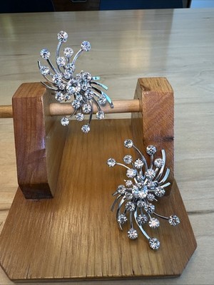 Vintage EMJ Emmons Silver Tone Mid Century Pinwheel Rhinestone Clip On Earrings