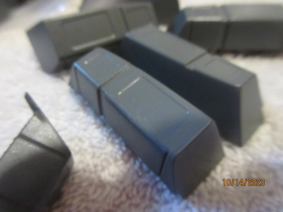 NUEVO - LOTE DE PIEZAS consola central semirremolque escala 1/30 TONKIN personalizado construcciones Foto 2 de 3