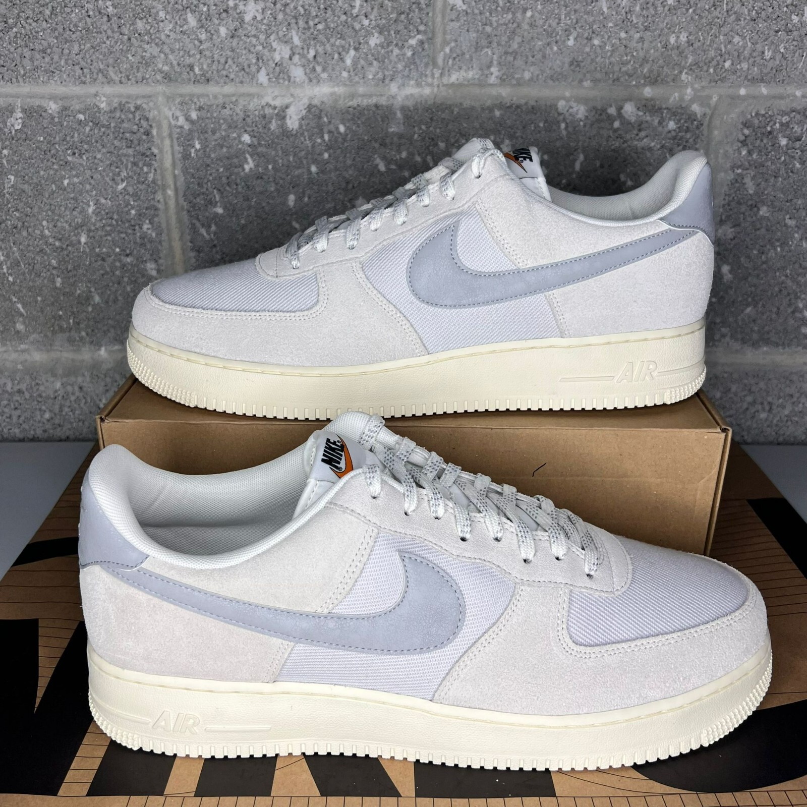 Nike Kid's Air Force 1 LV8 Shoes - Photon Dust / Black