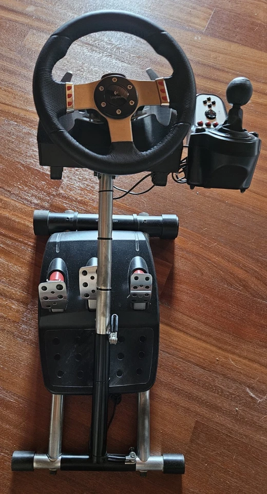 Volante Logitech G27 con Pedaliera e supporto ripieghevole completo - Immagine 3 di 4