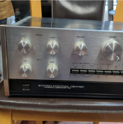 Accuphase preamplifier C-200 Excellent From JAPAN