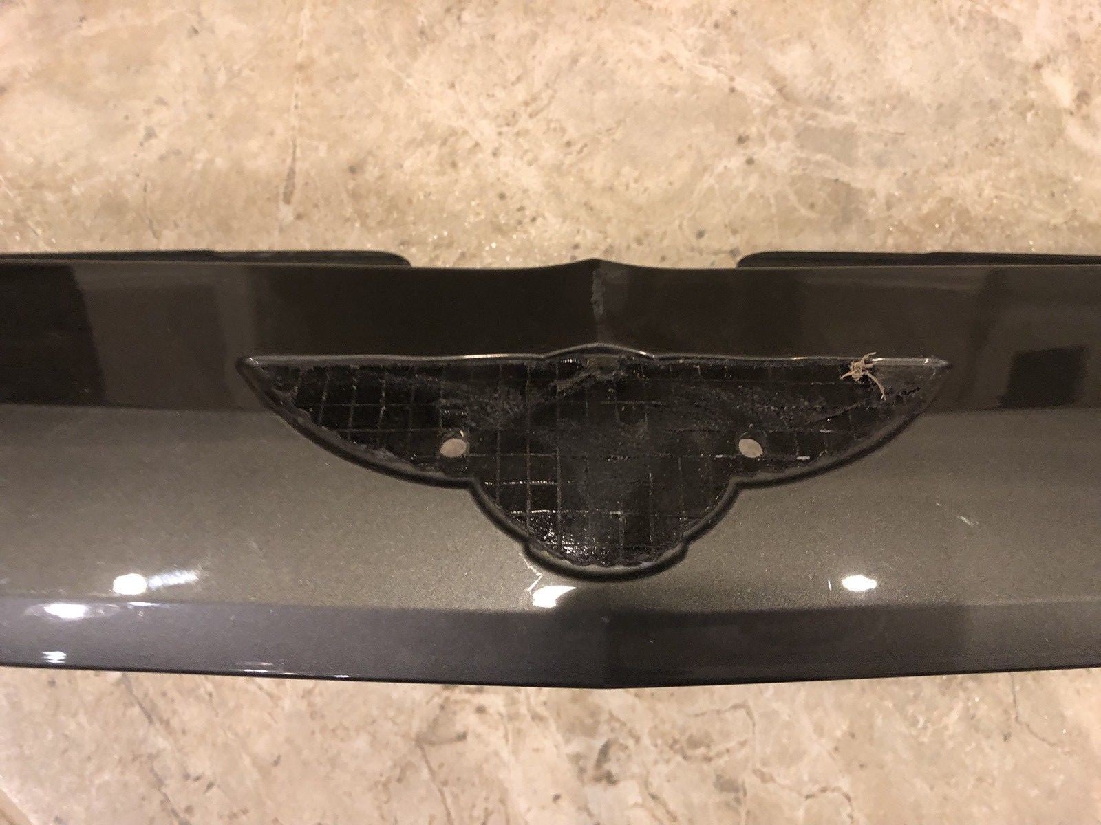 Bentley Bentayga Center Grill Front Radiator OEM BY636