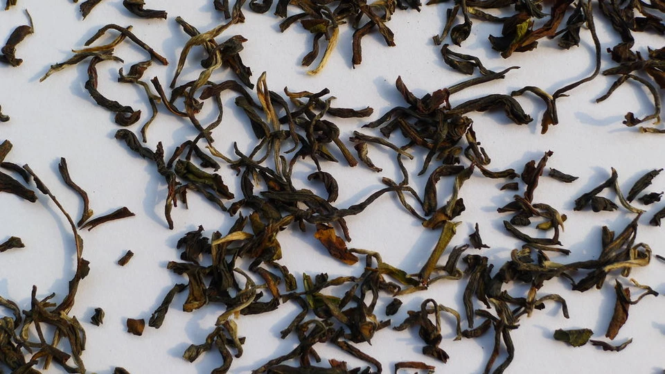 Darjeeling Segundo Al ras Hoja Suelta Té Negro Tippy Clonal FTGFOP1 Moscatel Foto 3 de 4
