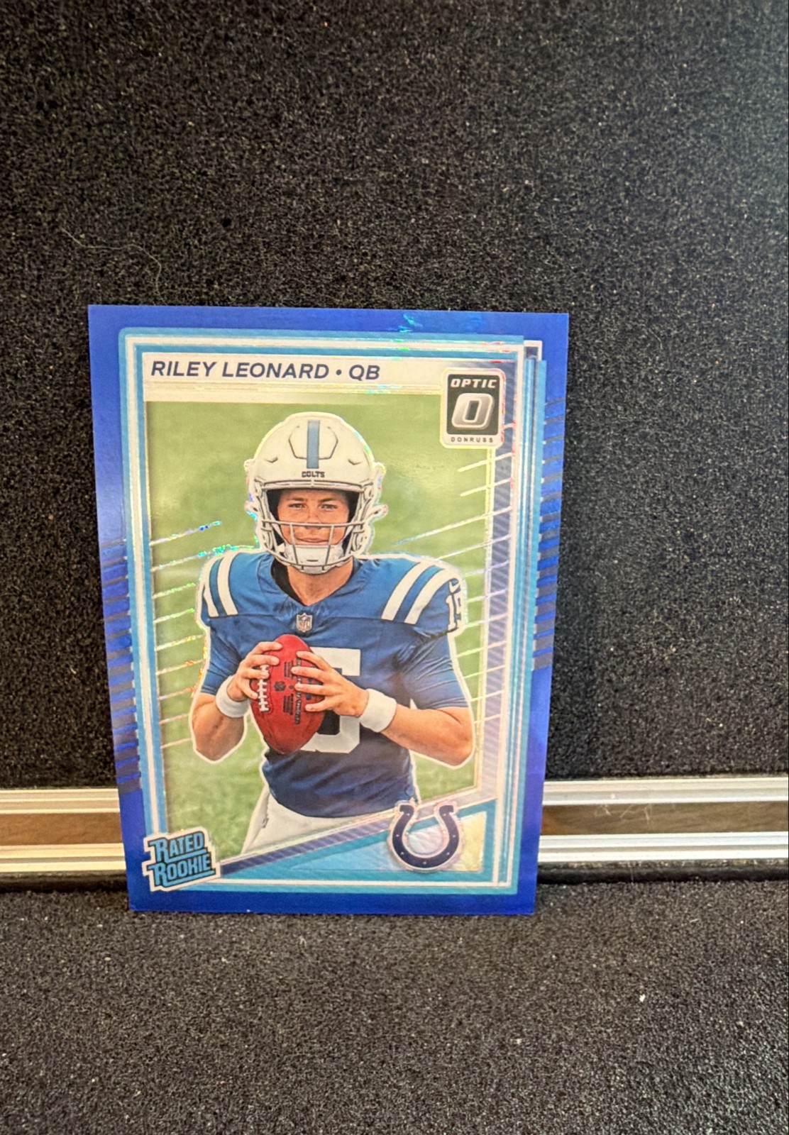 2025 Panini Donruss Optic - Rated Rookie Riley Leonard #255 Blue Hyper Prizm (RC