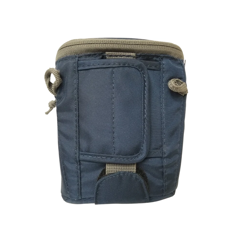Lowepro Dashpoint 30 Lightweight Pouch For Cameras Blue BNWOT Strap included - Image 3 of 3