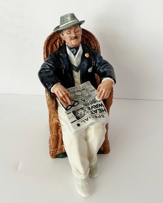 Vintage Royal Doulton HN2677 Bone China Figurine Taking Things Easy 1974 England