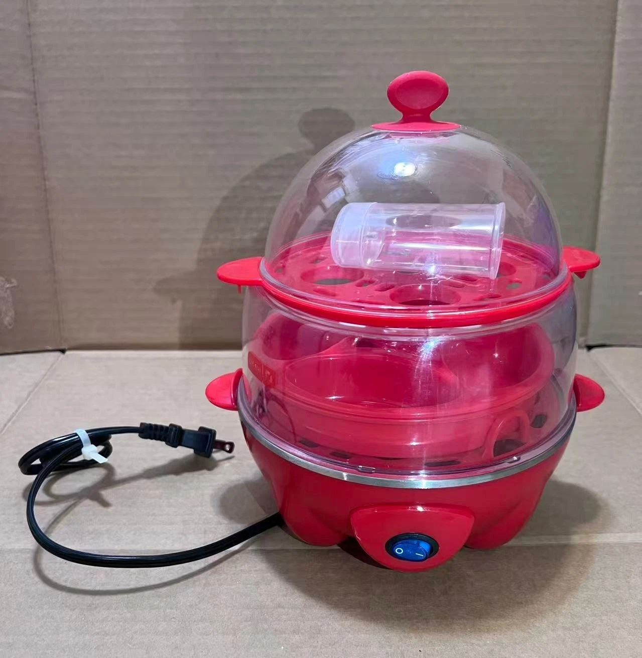 Rapid Egg Cooker Maker DEC012RD 12 Eggs Red Work - Clean A little Crack On Cover