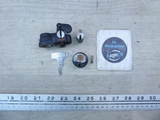 1975 Honda CB360 Twin H14498) seat lock and fork lock set with key