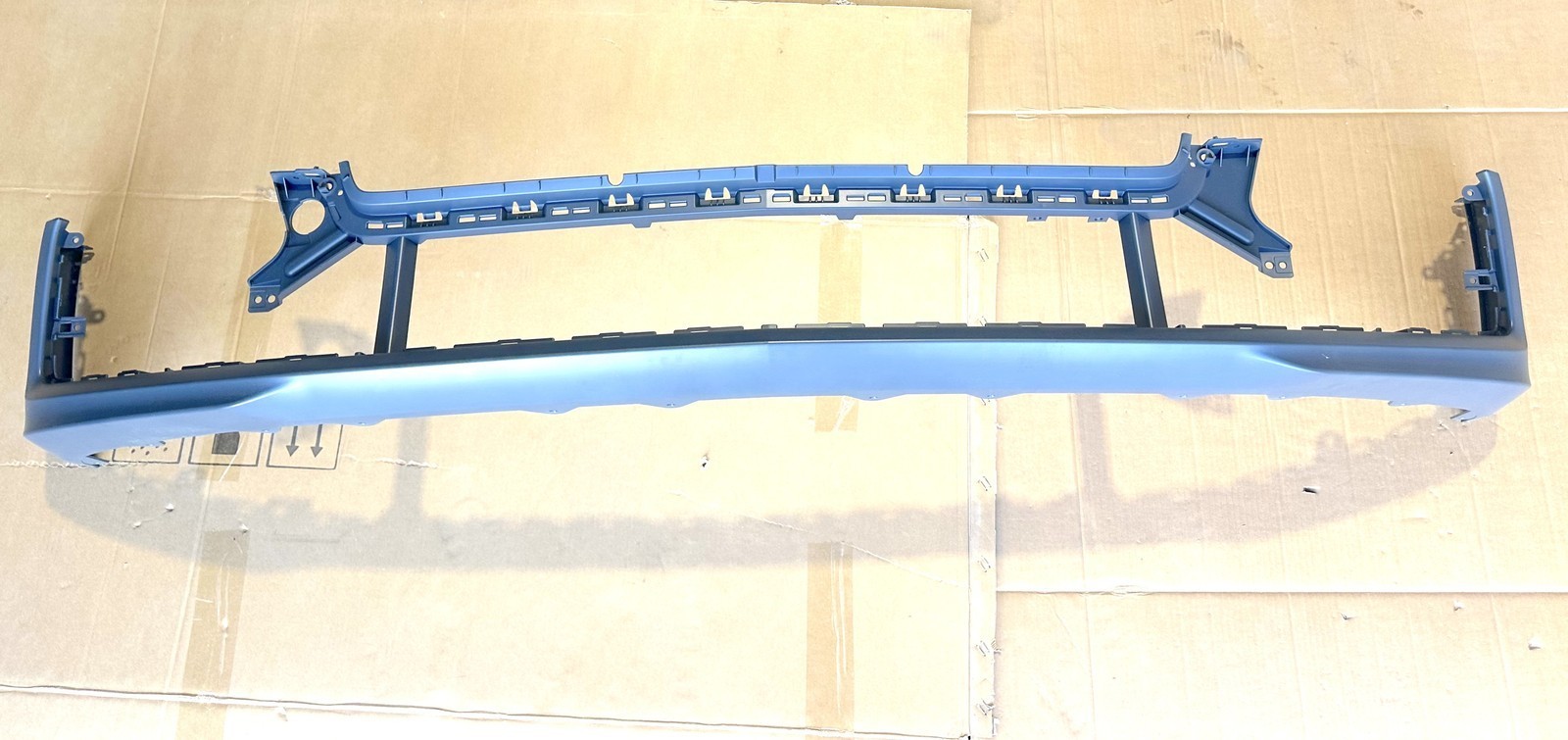 2020 2021 2022 Bentley Flying Spur Sedan Front Bumper Lower Cover 3SE807093B